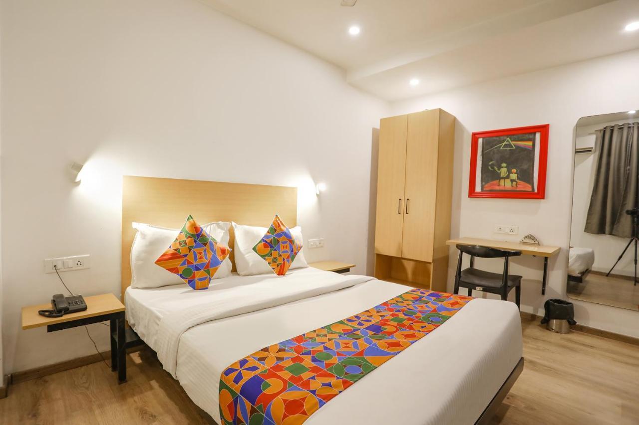 Fabhotel Golden World Ghaziabad Esterno foto